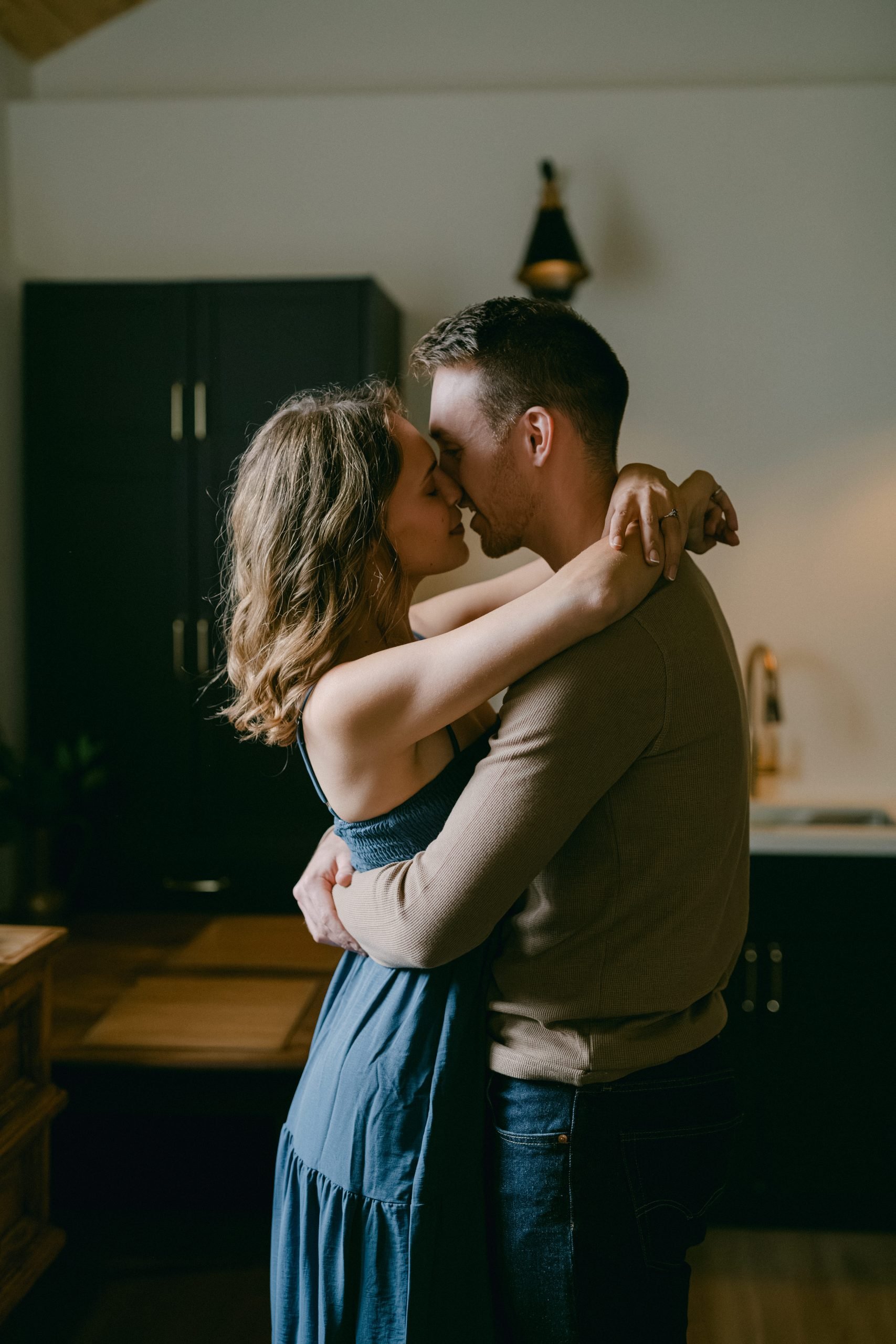 Cozy Fall Engagement Photos