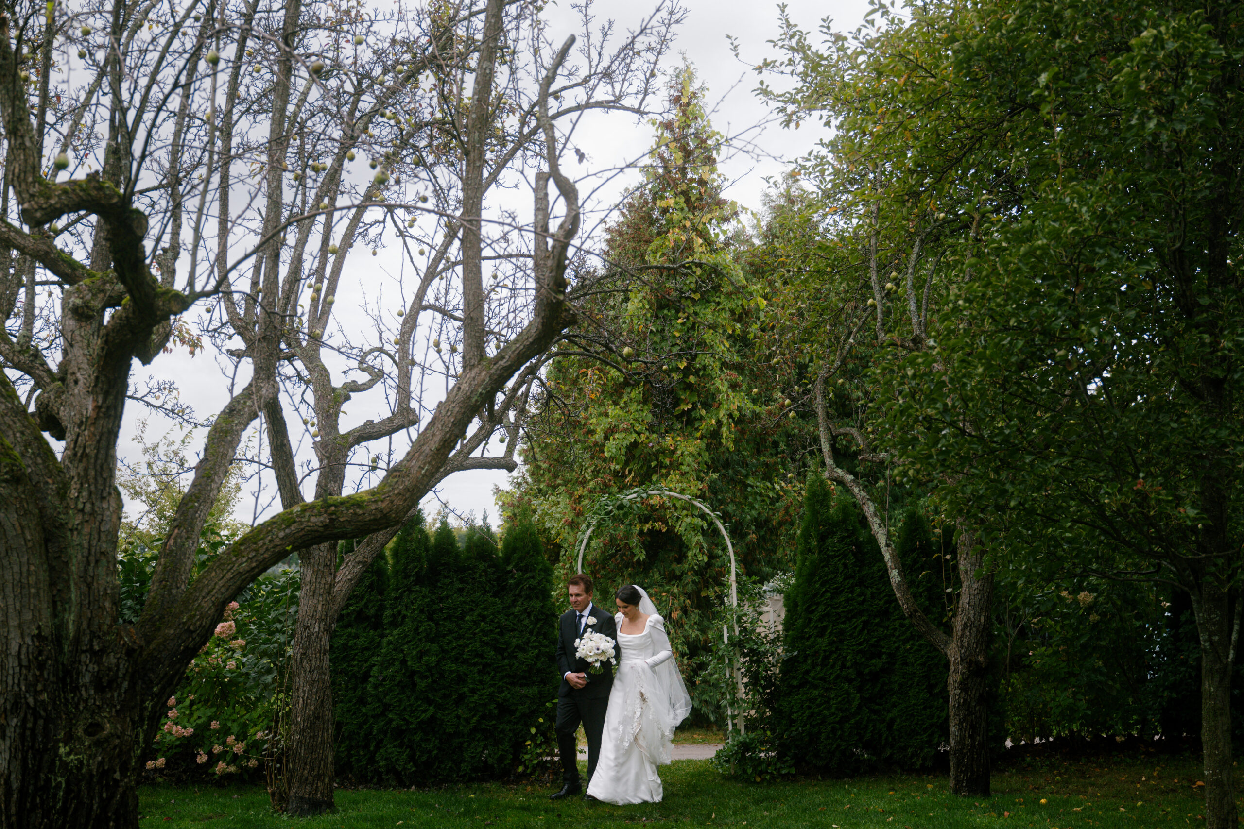 fall wedding at Kurtz Orchards